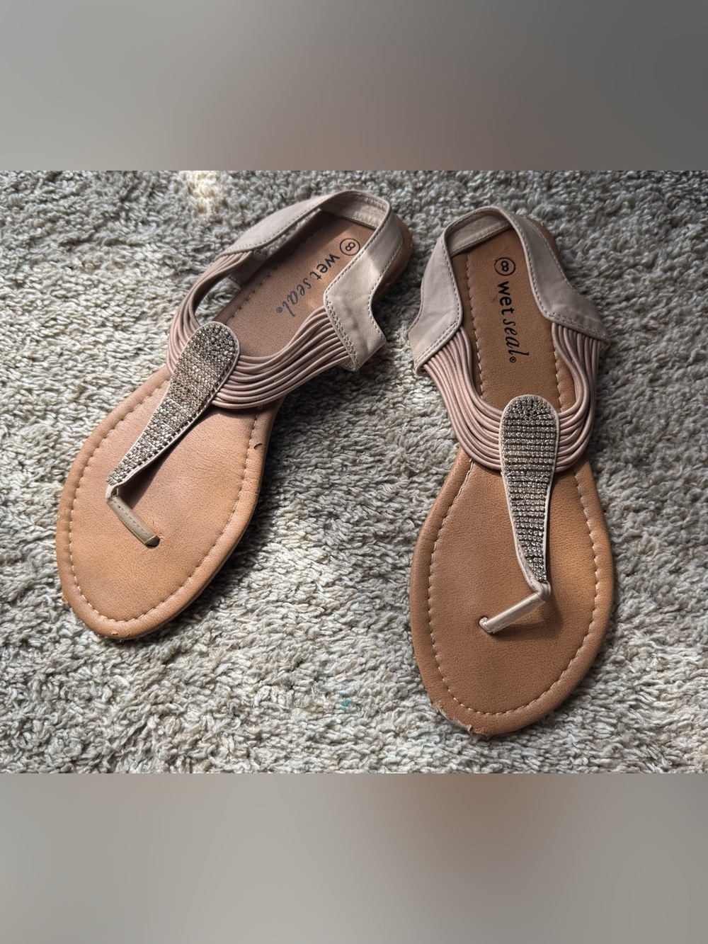 Wet Seal Rhinestone T-Strap Thong Sandals Blush Pink Women’s Size 8